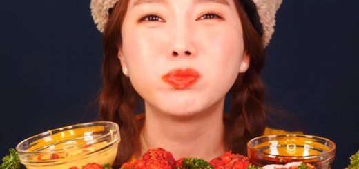 ASMR-themed videos react to Korean YouTuber who eats live animals